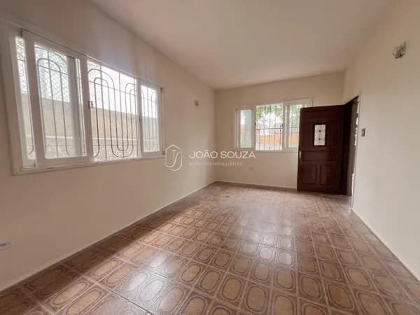 Casa em Guarujá - Guaiúba