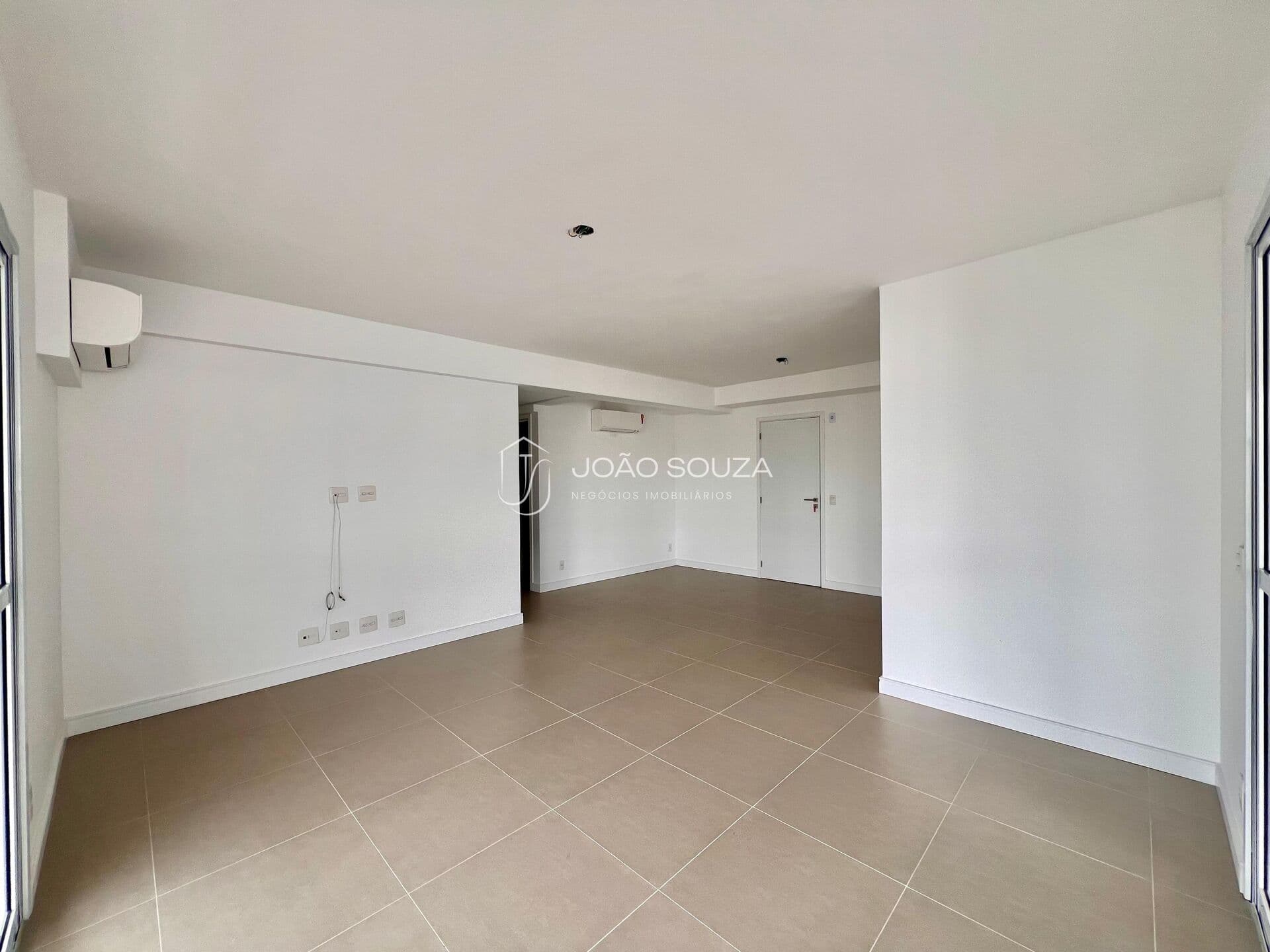 Apartamento em Guarujá - Pitangueiras