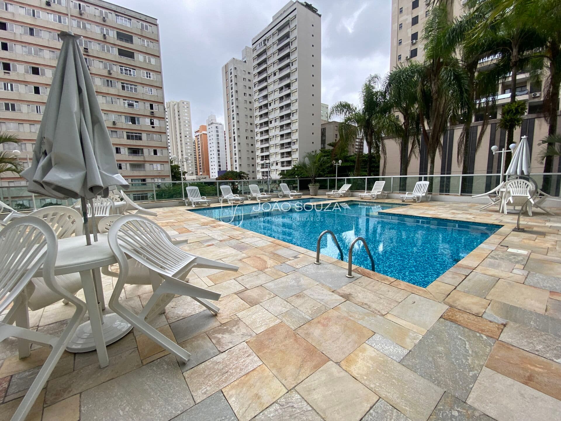 Apartamento em Guarujá - Barra Funda
