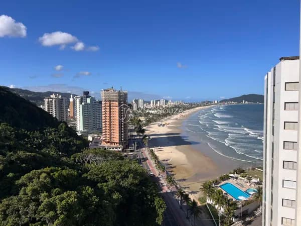 Apartamento em Guarujá - Pitangueiras