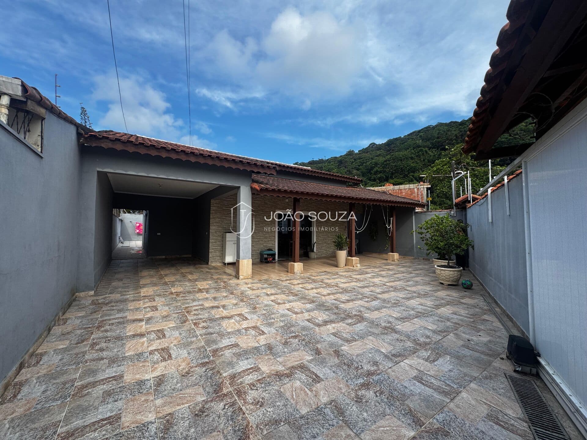 Casa em Guarujá - Jardim Enseada
