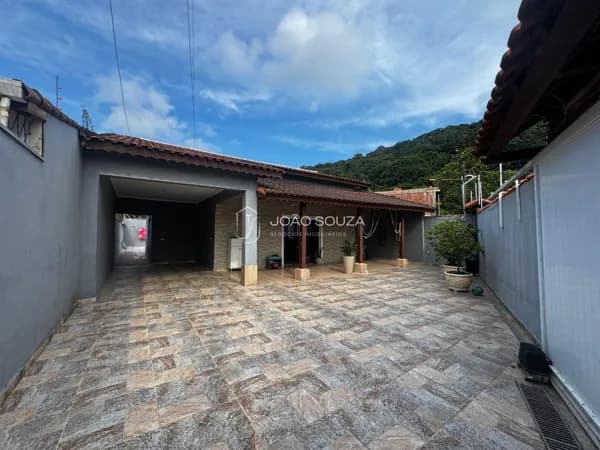 Casa em Guarujá - Jardim Enseada