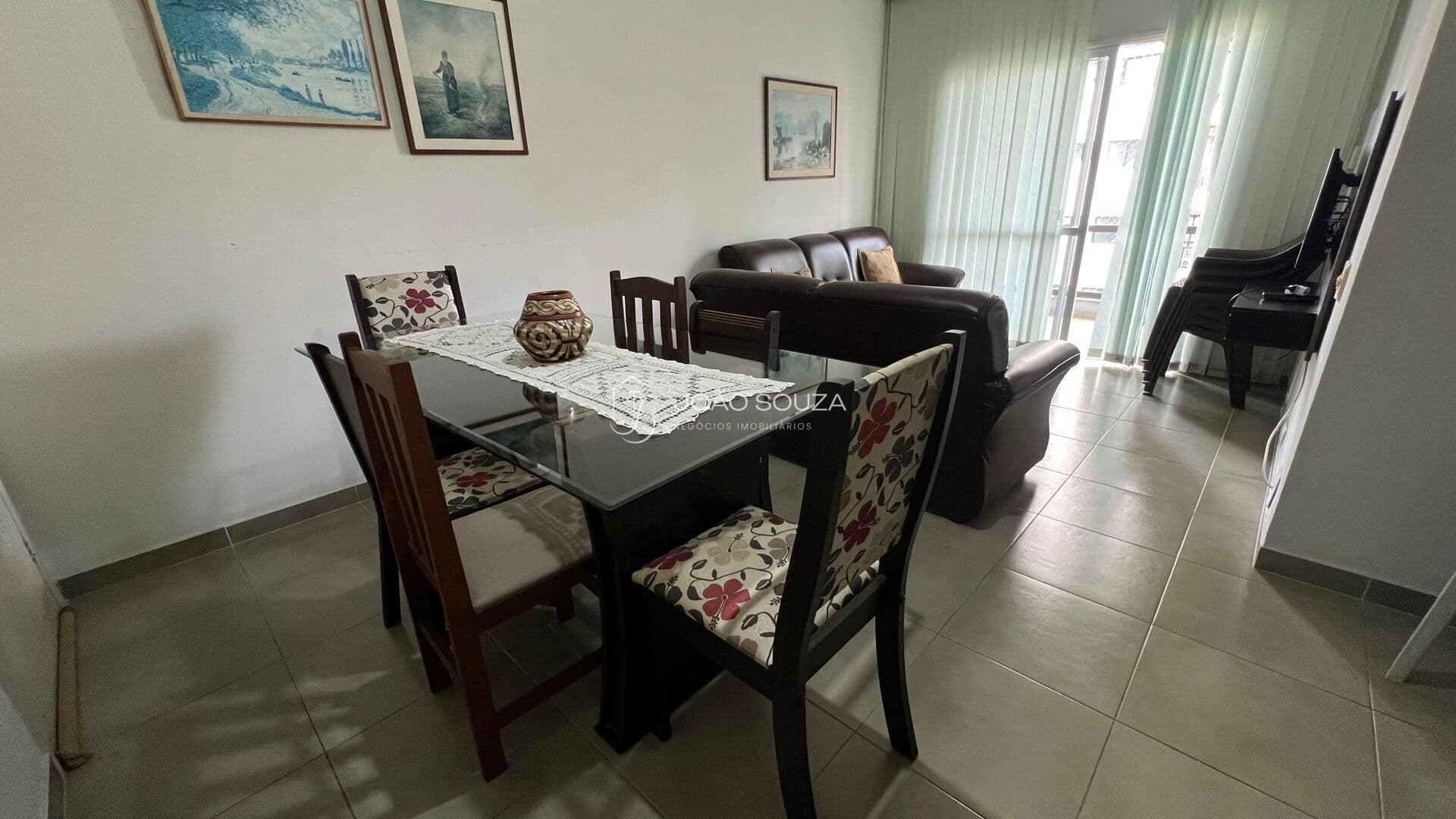 Apartamento em Enseada, Guarujá/SP