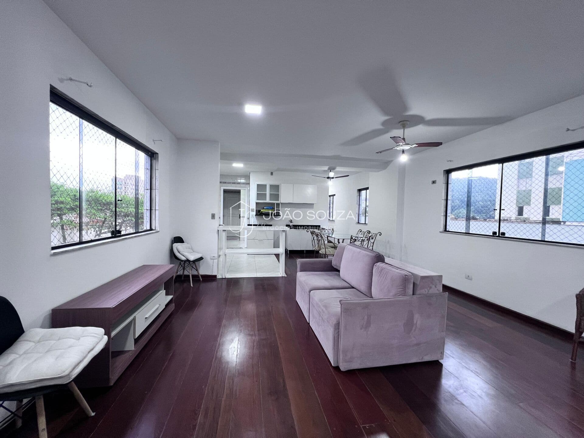 Apartamento em Guarujá - Pitangueiras