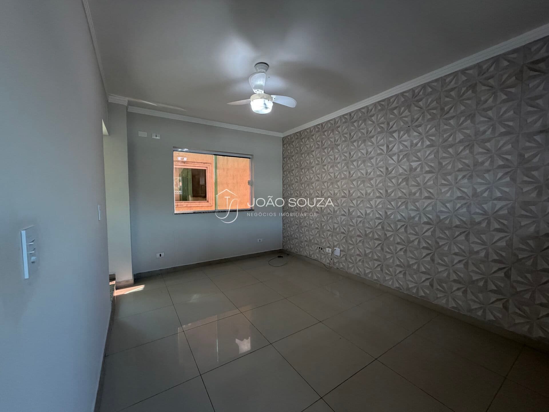 Sobrado em Guarujá - Vila Santo Antônio
