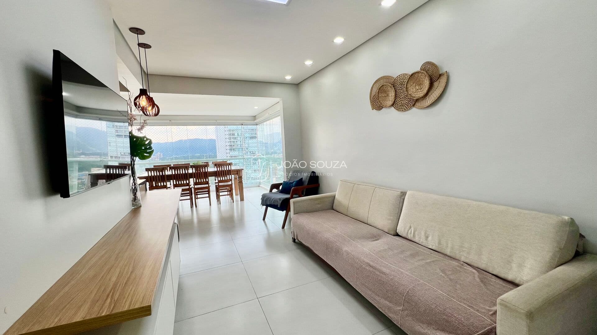 Apartamento em Enseada, Guarujá/SP