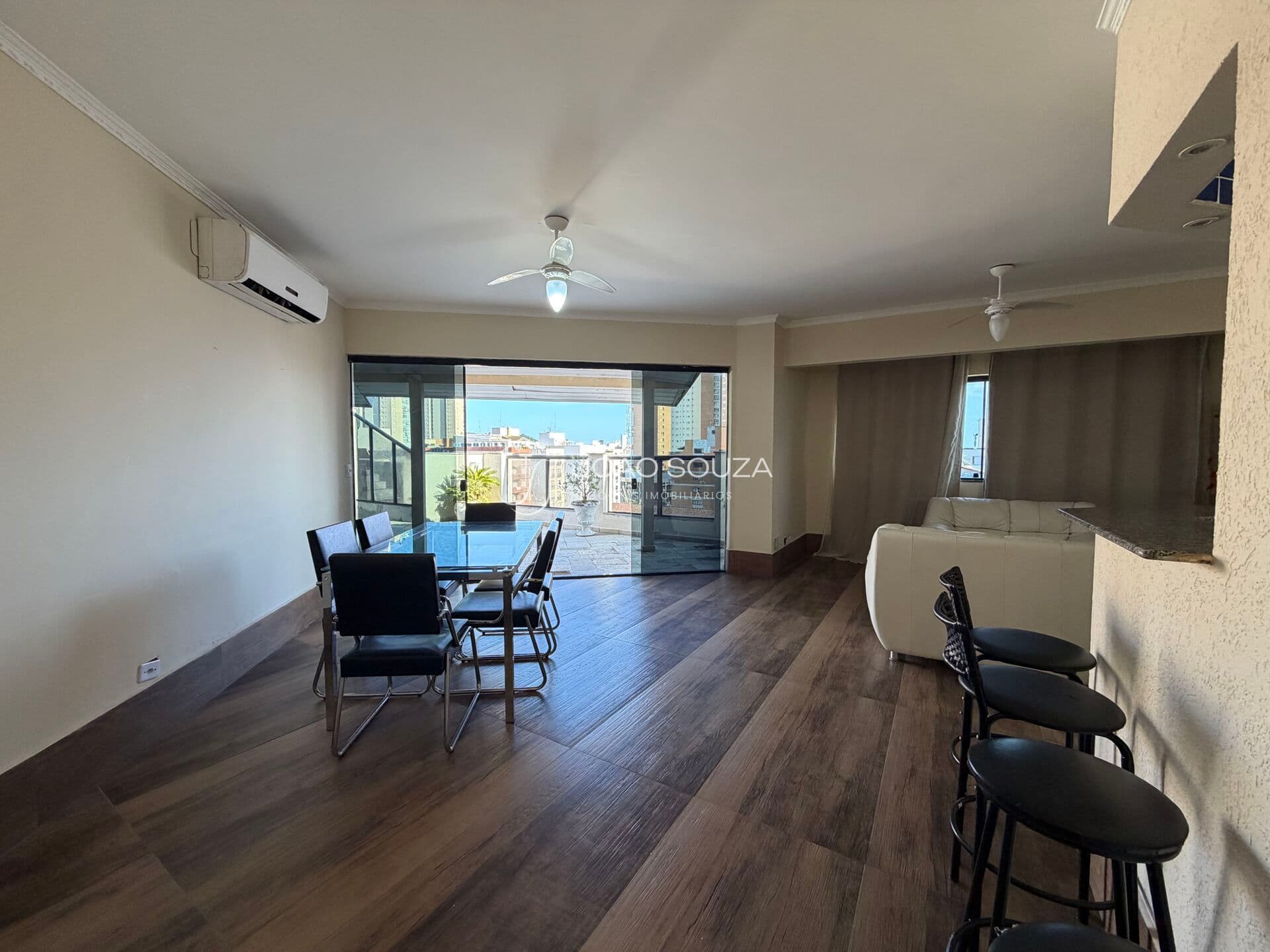 Apartamento em Guarujá - Enseada