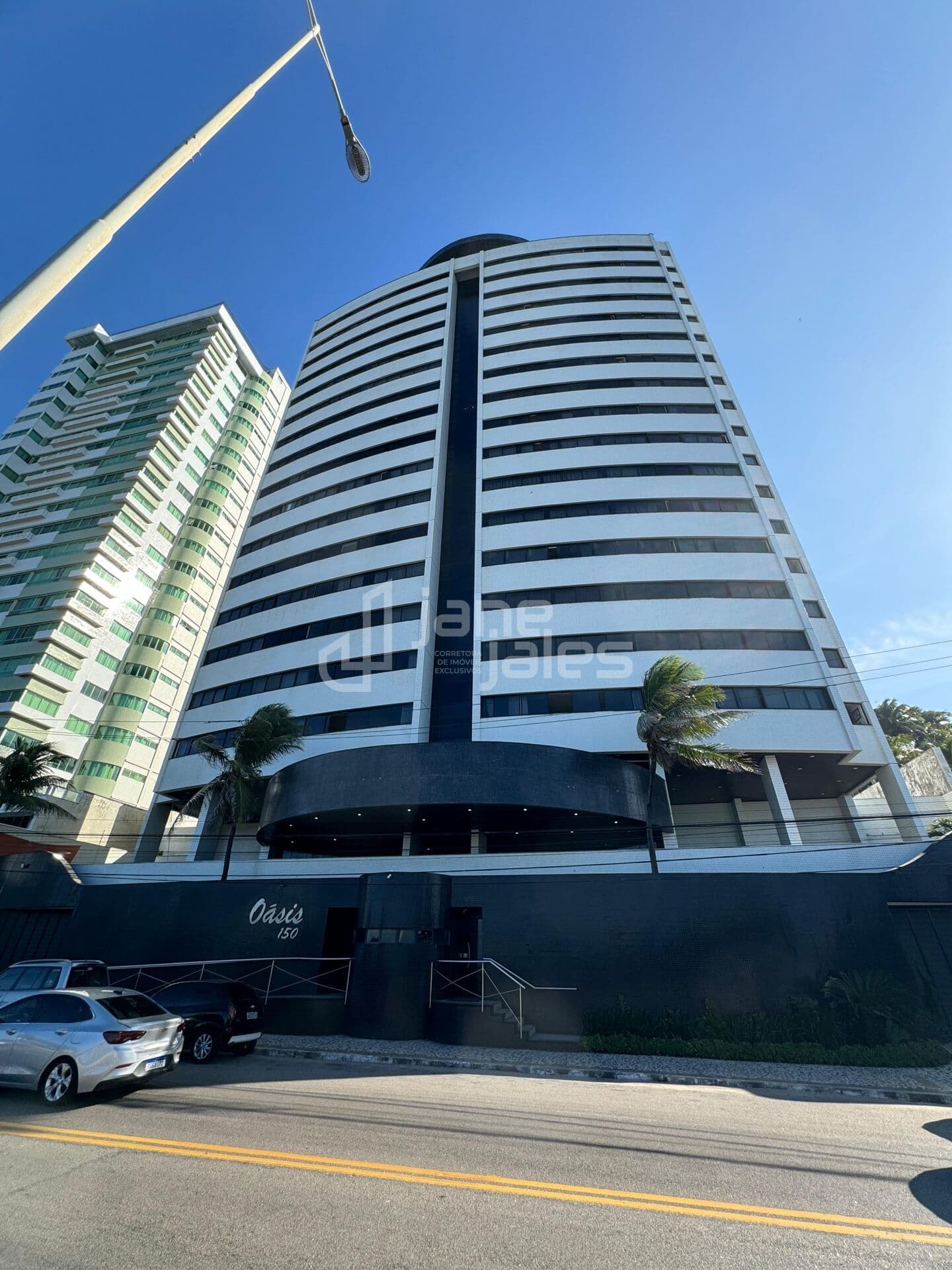 Apartamento Alto Padrão / AREIA PRETA
