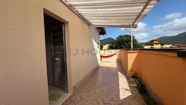 Apartamento Cobertura com ampla varanda.
