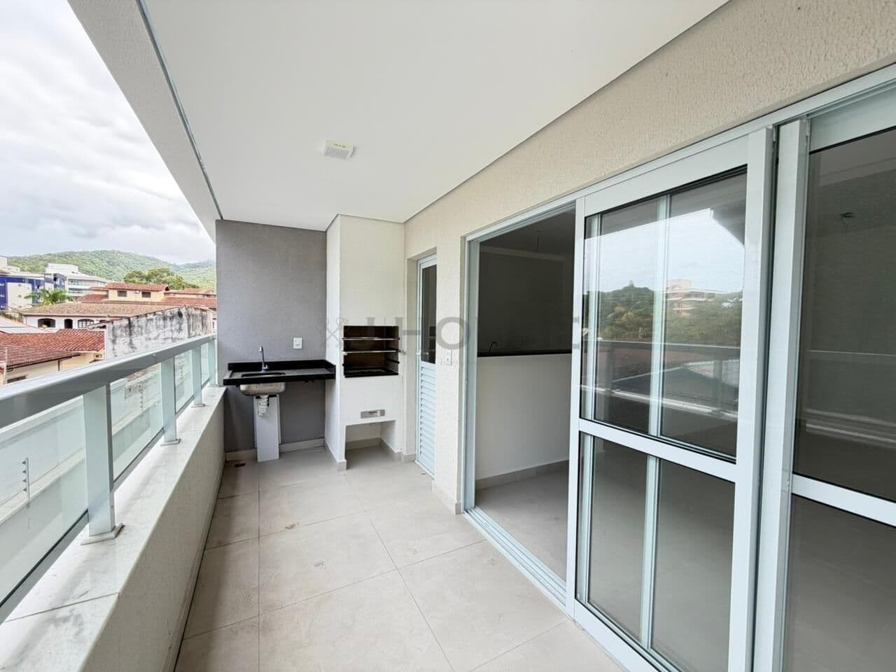 Apartamento NOVO á venda- Itaguá.