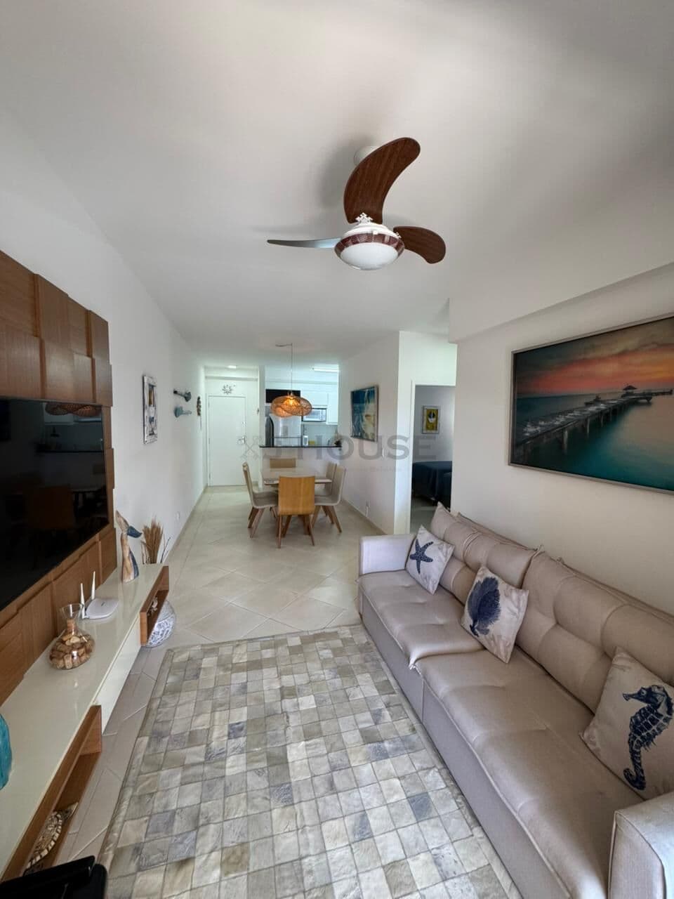 Apartamento 74m2 Mobiliado no Itaguá com Piscina e 2 Vagas de Garagem