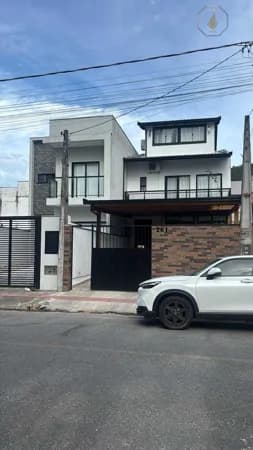 Casa Duplex em São Francisco de Assis, Camboriú/SC