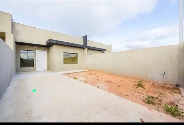 Casa em Araucária - Costeira
