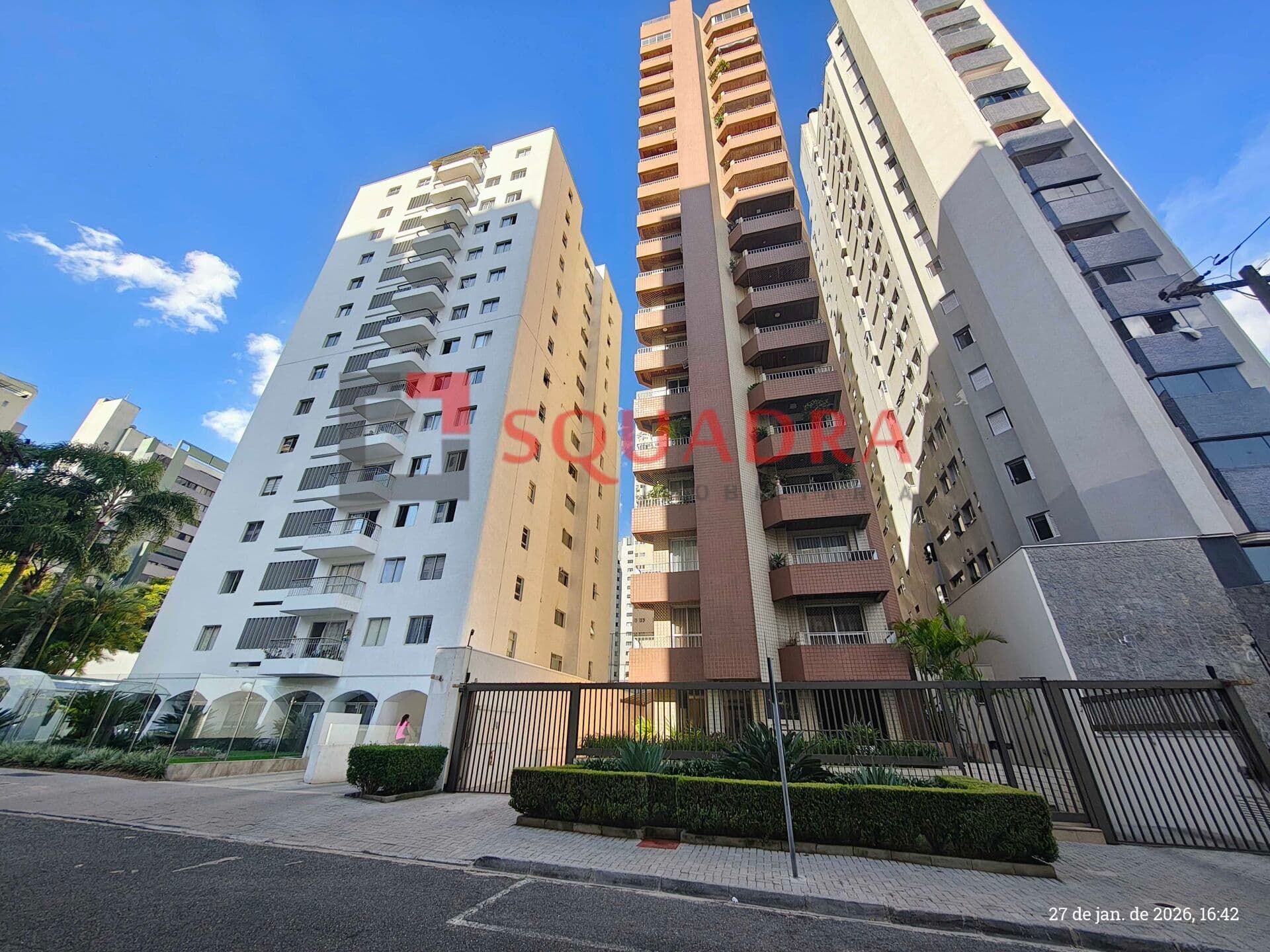 Apartamento amplo à venda – Edifício Jardim Champagnat