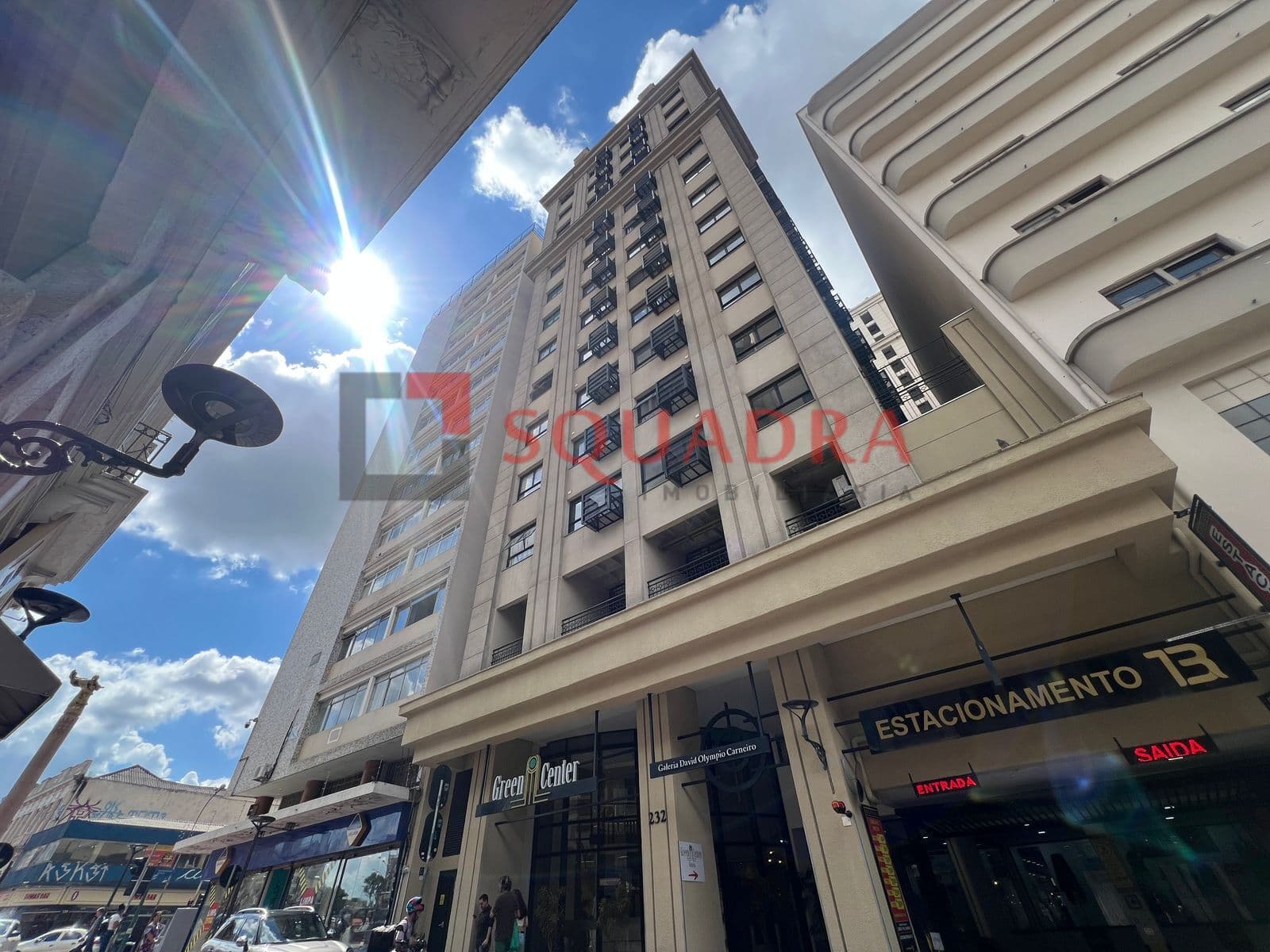 Prédio/Edifício Inteiro em Curitiba - Centro