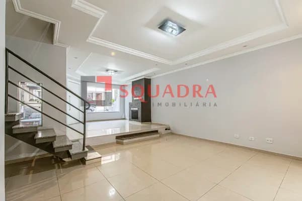 Sobrado em Pinheirinho, Curitiba/PR