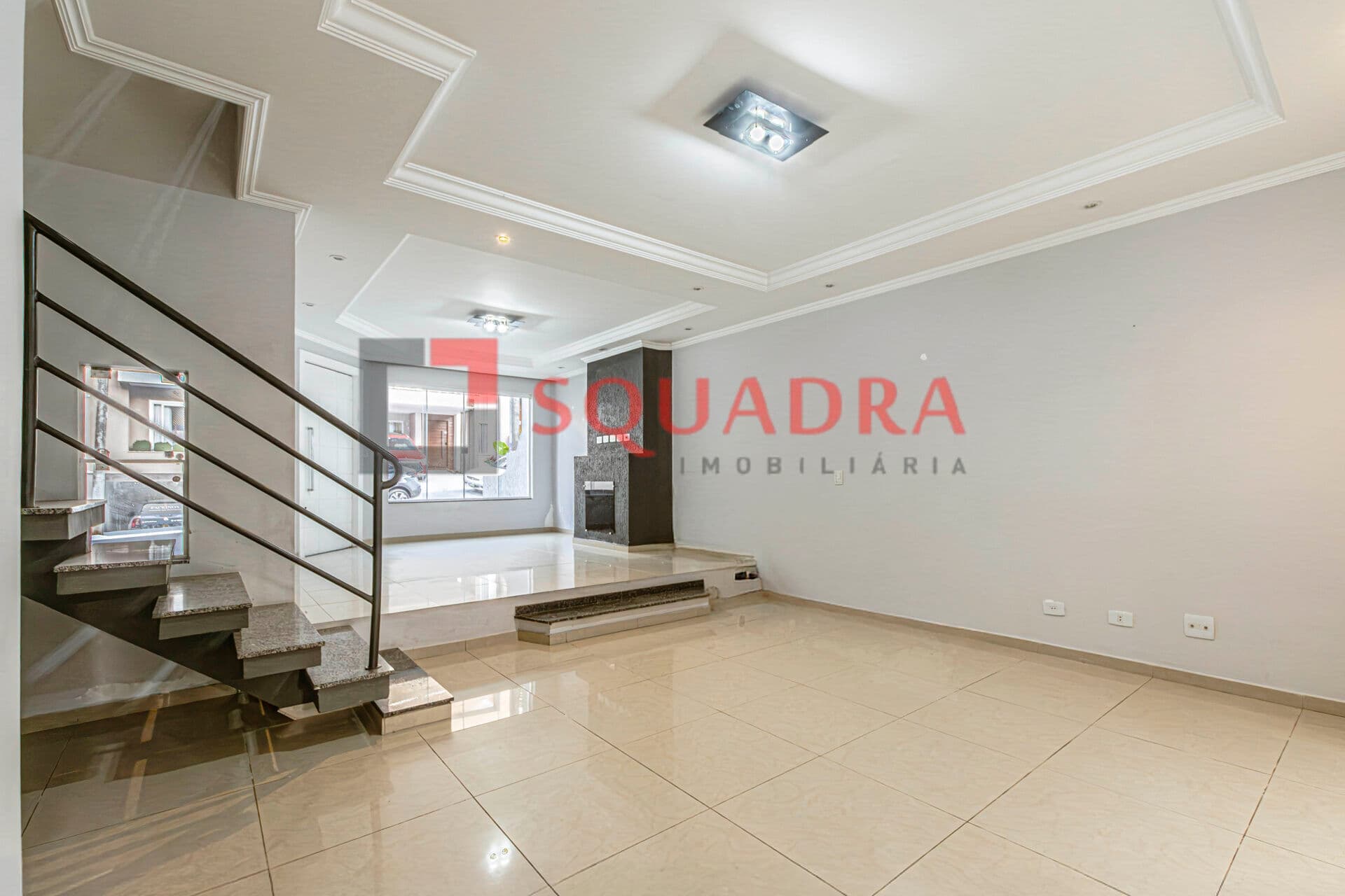 Sobrado em Pinheirinho, Curitiba/PR