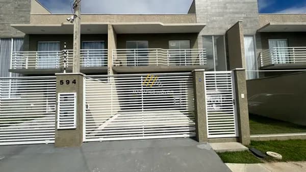 SOBRADO 03 QUARTOS NA CIDADE JARDIM,SÃO JOSÉ DOS PINHAIS.