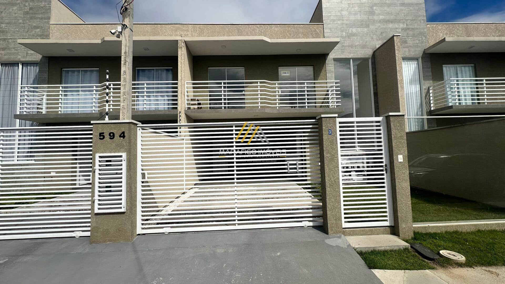 SOBRADO 03 QUARTOS NA CIDADE JARDIM,SÃO JOSÉ DOS PINHAIS.