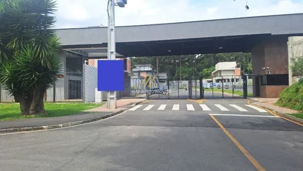 TERRENO EM CONDOMÍNIO EM SÃO JOSÉ DOS PINHAIS-PR BAIRRO- ARISTOCRATA.