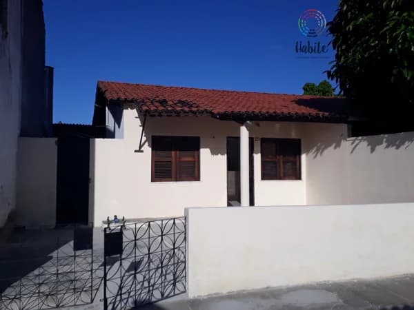 Casa em Condomínio para Venda em Lagoa Redonda Fortaleza-CE