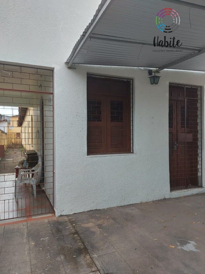 Casa Padrão para Venda em José Bonifácio Fortaleza-CE