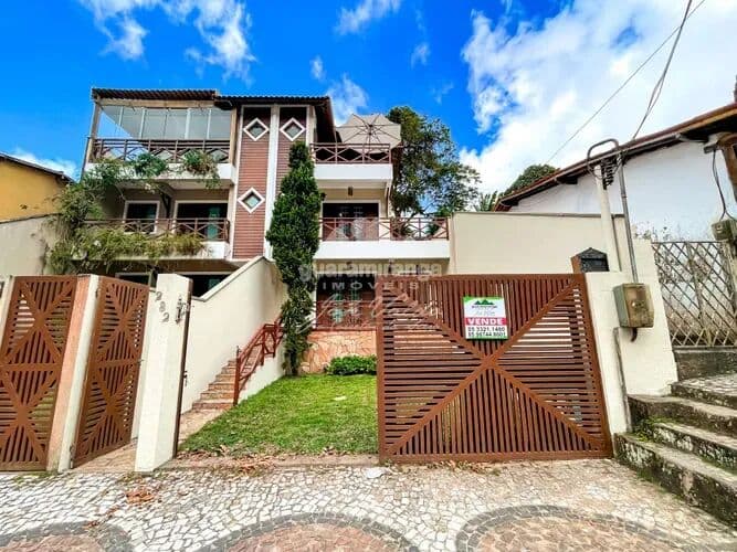 Sobrado em Guaramiranga - Centro
