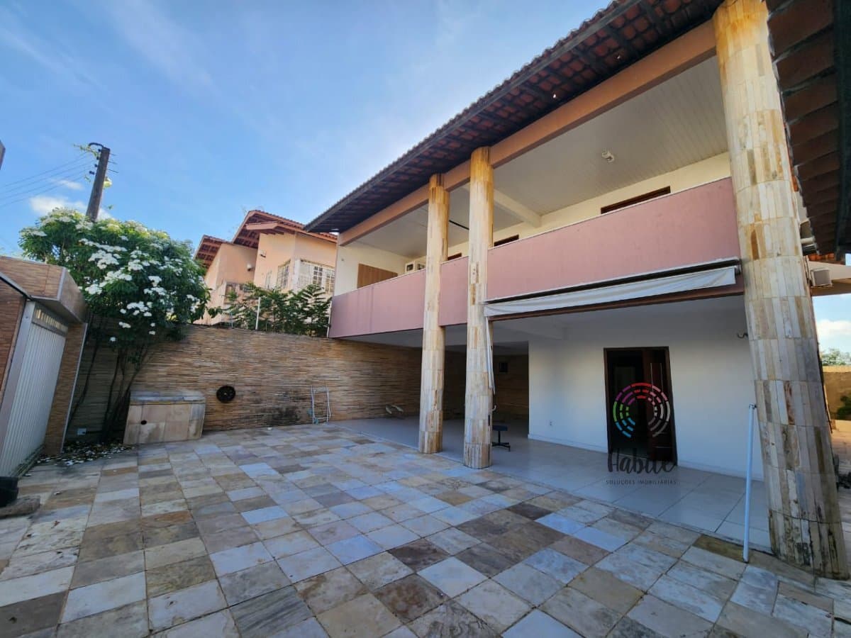 Casa Duplex para Venda em Cocó Fortaleza-CE