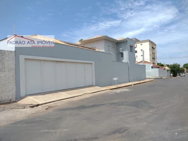 Sobrado Padrão para Venda em São Joaquim Araçatuba-SP