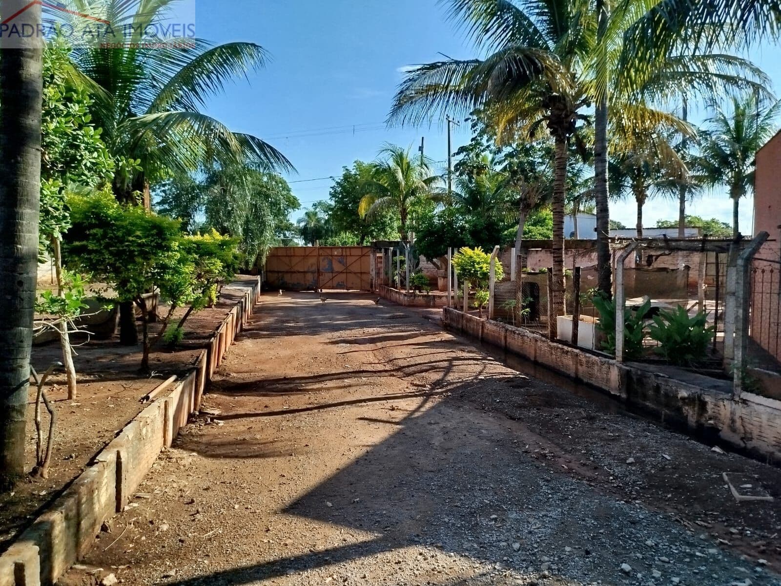 *** VENDE-SE CHÁCARA NO BAIRRO CHÁCARAS MOEMA ***