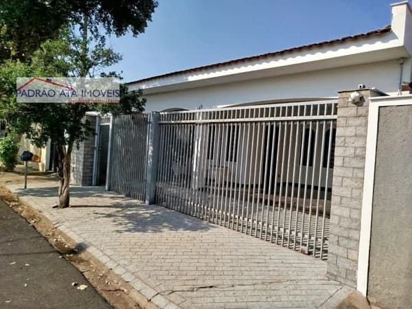 Casa Padrão para Aluguel em São Joaquim Araçatuba-SP