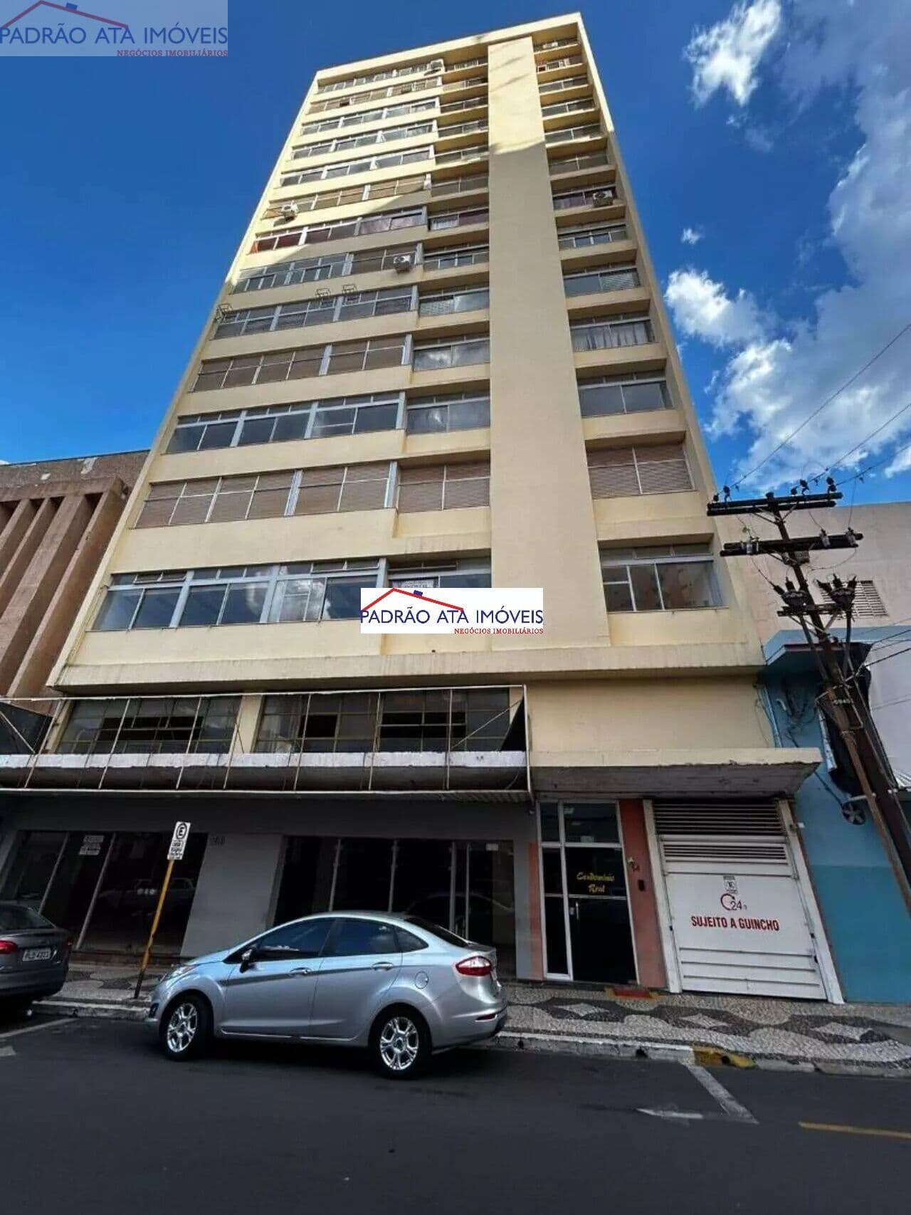 *** VENDE-SE APARTAMENTO NO CENTRO CONDOMÍNIO REAL ***