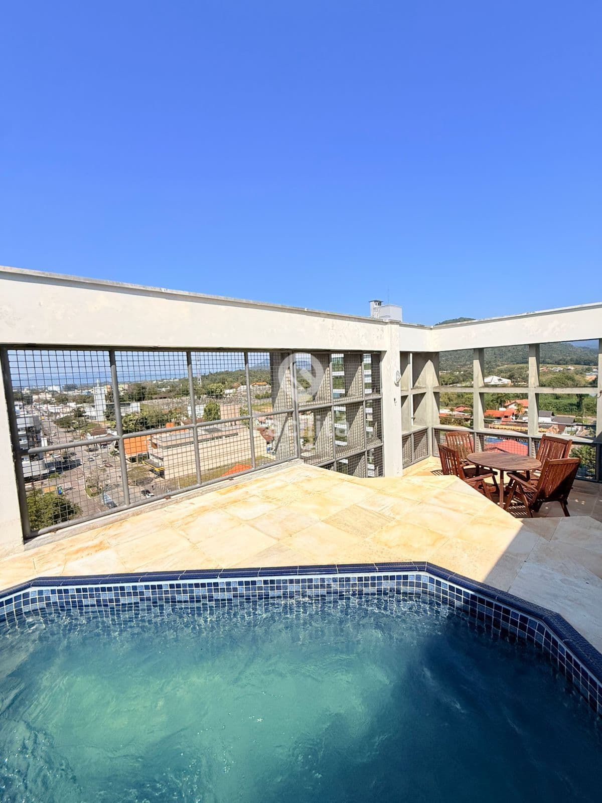 ✨COBERTURA EXCLUSIVA COM PISCINA PRIVATIVA NO CORAÇÃO DE TIMBÓ✨