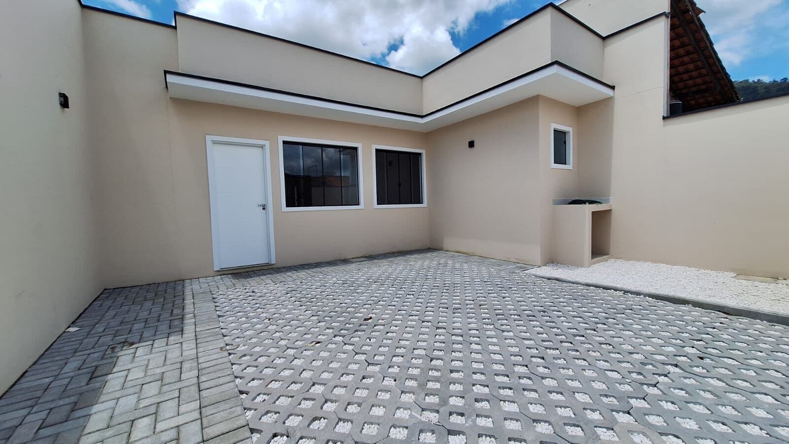 CASA EM CONDOMINIO NO BAIRRO PADRE MARTINHO STEIN EM TIMBÓ