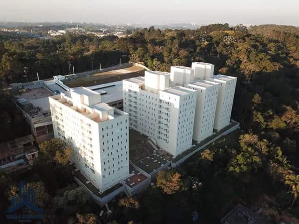 Apartamento à venda em Cotia/SP no Jardim Colibri, no Condomínio Residencial Florença com 59m²