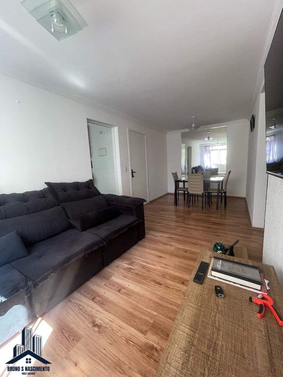 Apartamento à venda em Cotia/Sp no Jardim Caiapiá, semi mobiliado no Condomínio Green Land com 62m² no 2º andar