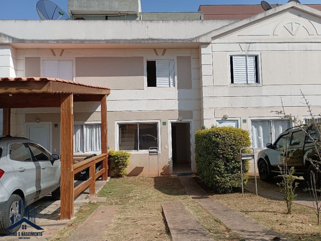 Casa para locação em Cotia/SP no Jardim Isis no condomínio Parque Real 92m²