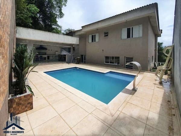 Casa em Itapevi - Transurb