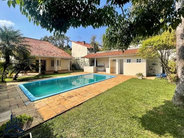 Casa em Cotia - Granja Viana