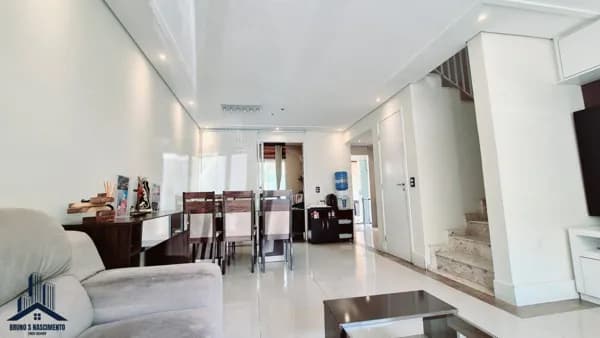 Casa à venda em Cotia/SP no Jardim Petrópolis no Condomínio Bosques da Vila 84,45m²