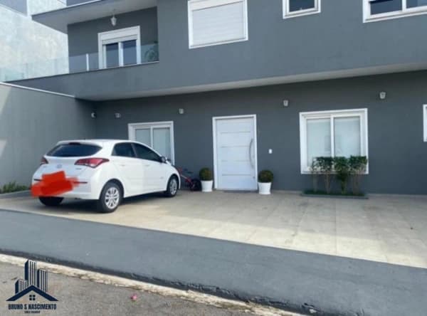 Casa em Cotia - Vila Santo Antônio