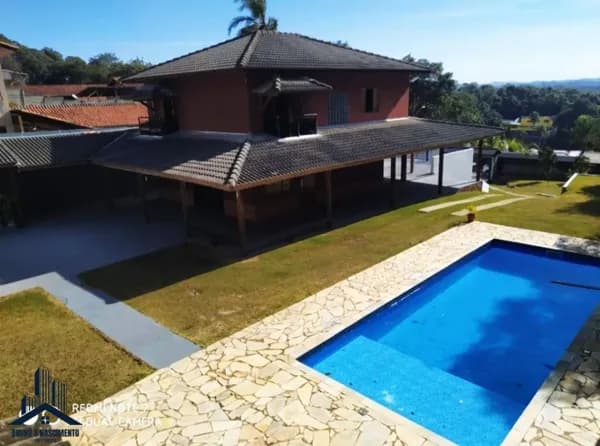 Casa em Cotia - Roselândia