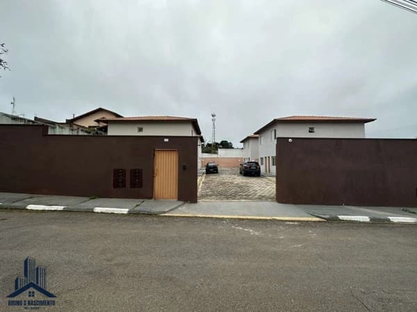 Casa à venda em Vargem Grande Paulista/SP no Villagio Maria Luiza (Km 39 R. Tavares) - 8 unidades de 65m², 2 dormitórios, semi geminadas