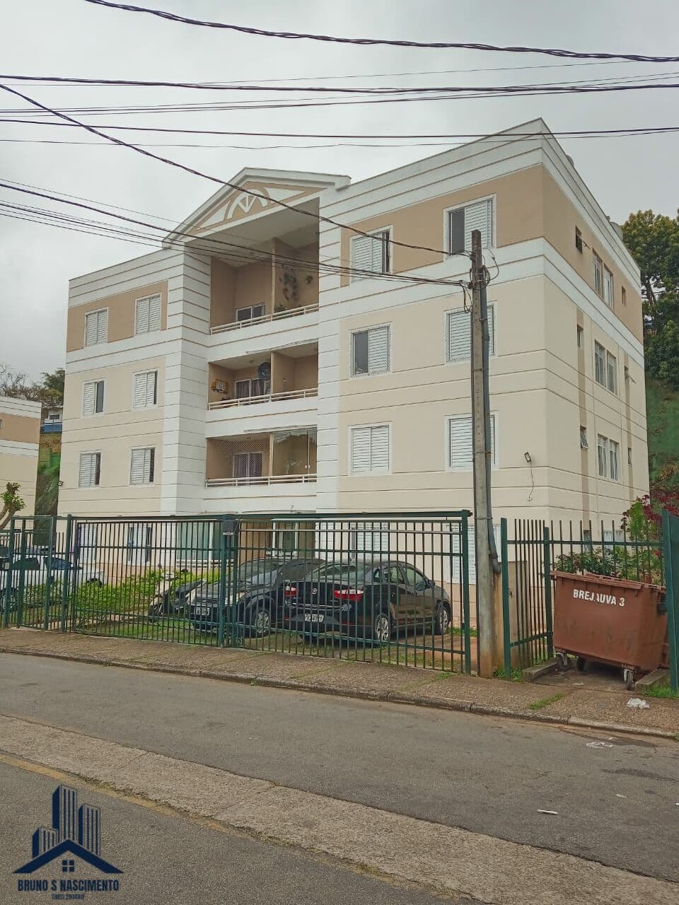 Apartamento à venda em Cotia/SP no Jardim Isis no Residencial Valle Verde Cotia com 50m² no 3º andar