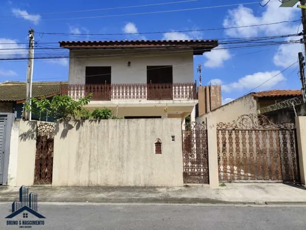 Casa à venda em Cotia/SP no Jardim Nomura, 3dormts, 1 suíte, 235,20m² A.c