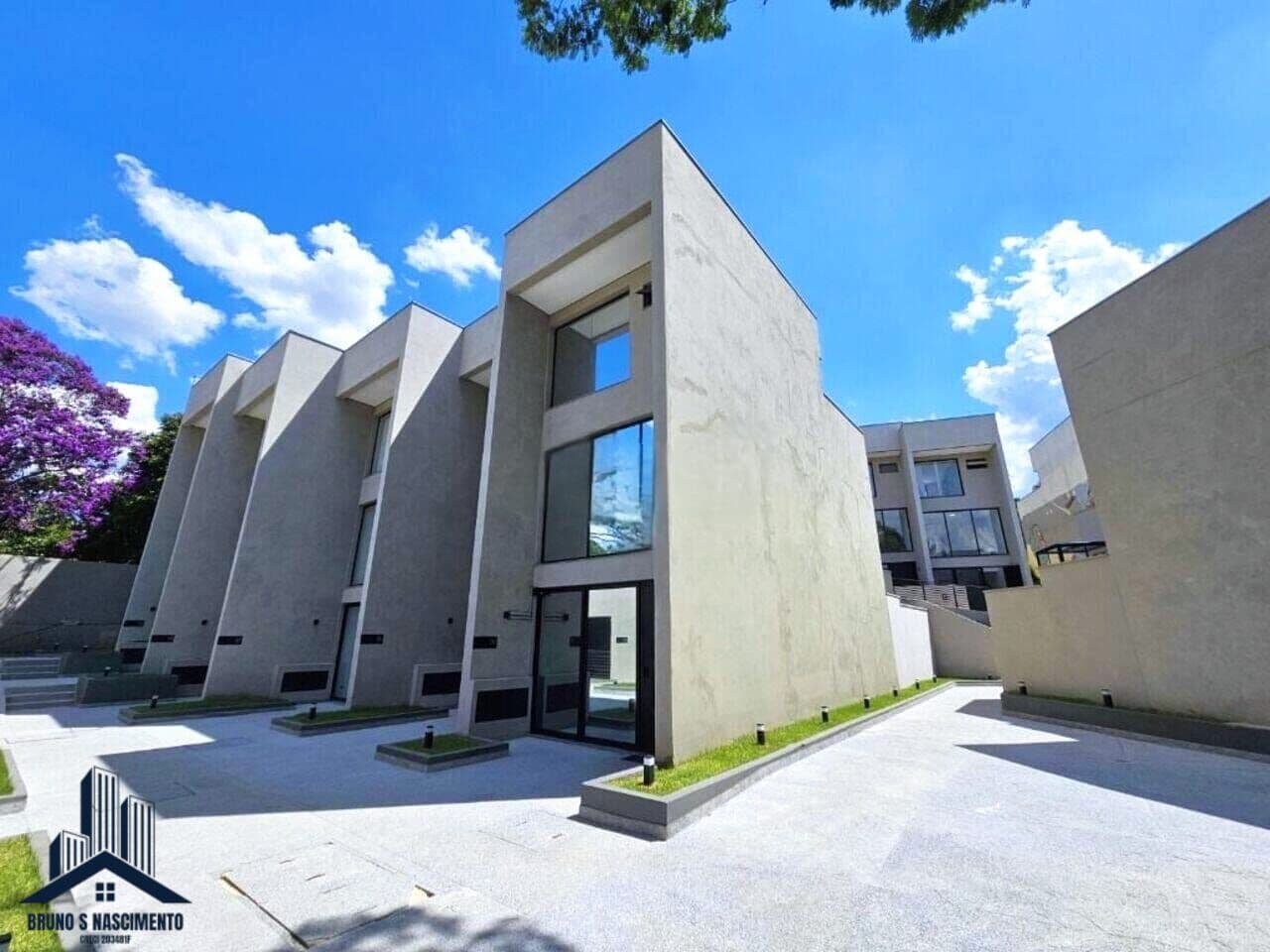Casa à venda em Cotia/SP na Granja Viana no condomínio Gran Loft 125m²