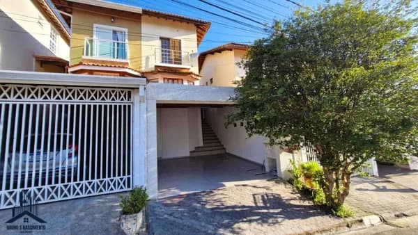 Casa à venda em Cotia/SP no Jardim Rio das Pedras no Residencial Villa D' Este 165m²