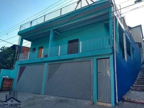 Casa à venda em Cotia/SP no Jardim Lina com terreno de 375m² e área construída de 250m²