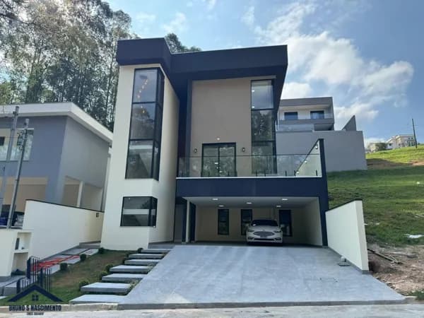 Casa Alto Padrão à venda em Itapevi/SP no Jardim Rosemary, no Condomínio Morada da Serra com 382m²