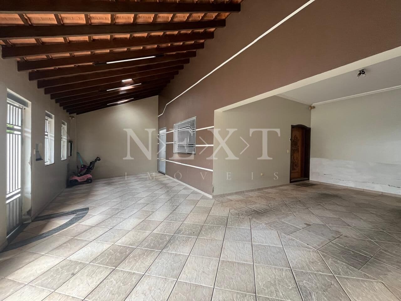 CASA À VENDA NO RESIDENCIAL FURLAN
